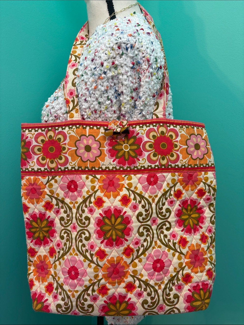 Vera Bradley Retired Folkloric pattern Quilted Floral Tote